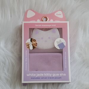 Lindo Facial Massage Tool: White Jade Kitty Gua Sha with Velvet Travel Pouch NWT